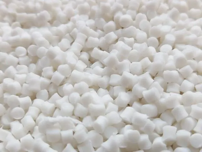 Materialprofil: PP post consumer white – vielseitig, dokumentiert, einsatzbereit
