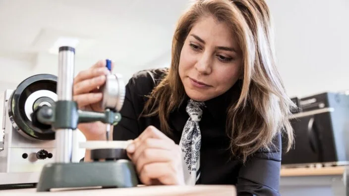 Qualität messbar machen: Laboranalysen bei PlastCert